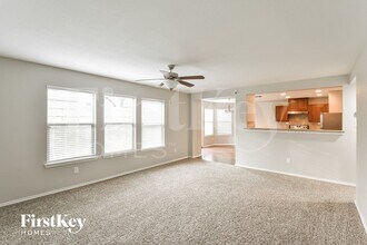 9031 Canter Horse in San Antonio, TX - Building Photo - Building Photo