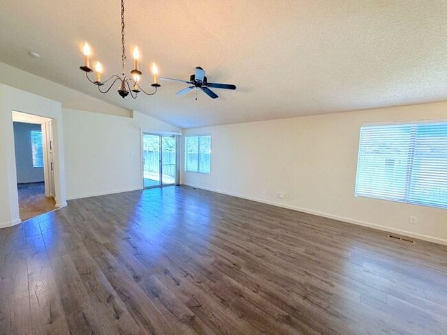 1442 Calusa Ln in Reno, NV - Building Photo - Building Photo