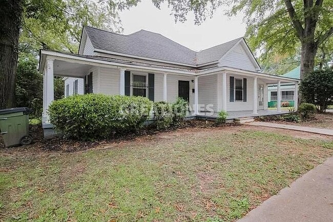 property at 109 Laurel St