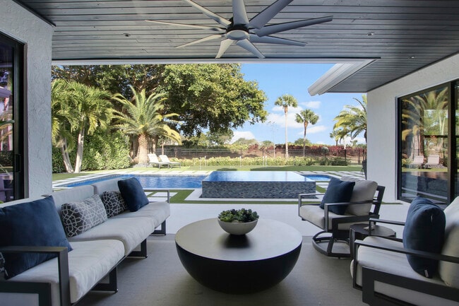 10720 Ave of the PGA in Palm Beach Gardens, FL - Building Photo - Building Photo