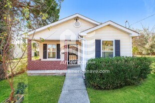 2218 W Madison St in Louisville, KY - Building Photo