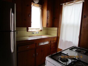 1421 El Rancho Dr in Bakersfield, CA - Building Photo - Building Photo