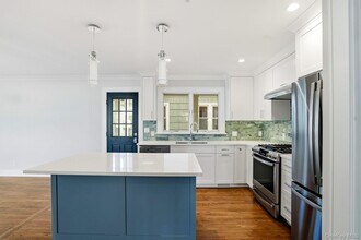 71 Henry Ave in Harrison, NY - Building Photo - Building Photo