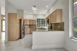 3715 Starboard Ave in Hollywood, FL - Building Photo - Building Photo