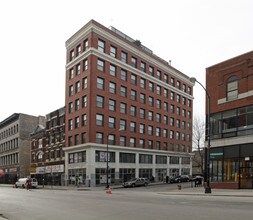 1286 N Milwaukee Ave in Chicago, IL - Building Photo - Building Photo
