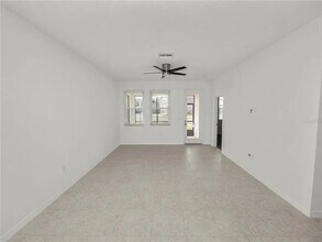 6236 Great Bear Dr in Lakeland, FL - Foto de edificio - Building Photo