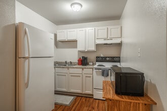 Chelsea Court in Port Arthur, TX - Foto de edificio - Interior Photo