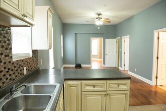 6819 S Evans Ave in Chicago, IL - Building Photo - Building Photo