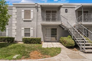 3823 S Maryland Pkwy in Las Vegas, NV - Building Photo