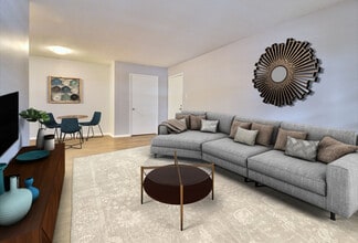 Aura Apartments in Huntsville, AL - Foto de edificio - Building Photo