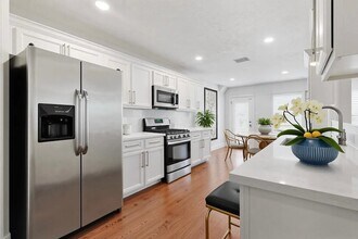 1115 Eden Park Ln in Houston, TX - Building Photo - Building Photo