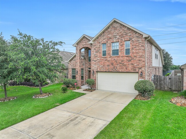 property at 4511 Apple Point Ln