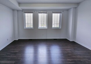 11 Telegraph St in Brampton, ON - Building Photo - Building Photo