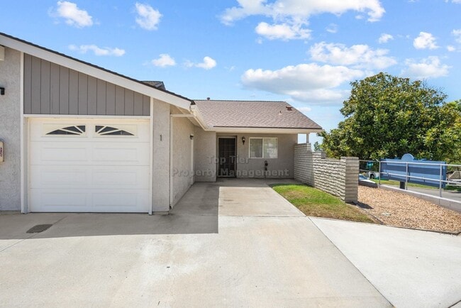 3625 Vista Oceana in Oceanside, CA - Building Photo - Building Photo