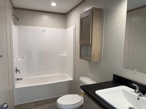 5403 E Deadwood Dr in Portage, MI - Building Photo - Building Photo