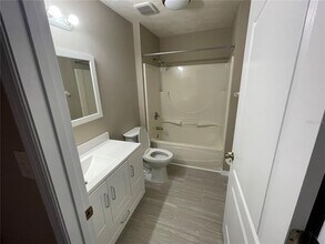 21433 Commons Route in Earleton, FL - Building Photo - Building Photo