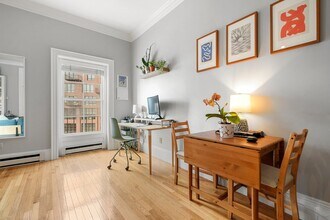 528 Tremont St, Unit 4 in Boston, MA - Building Photo - Building Photo