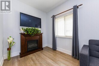 3856 Brinwood Gate in Mississauga, ON - Building Photo - Building Photo