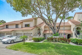5540 Coach House Cir in Boca Raton, FL - Building Photo - Building Photo