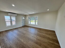 911 S Atlantic Blvd, Unit C in Alhambra, CA - Building Photo