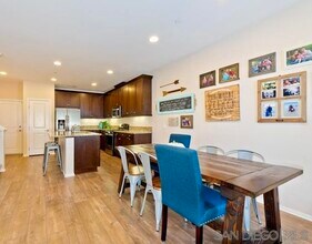 1800 Saltaire Pl in San Diego, CA - Building Photo - Building Photo