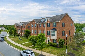 St. Charles Town Homes in St. Charles, MD - Building Photo - Building Photo