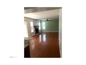 109 Seaside Ln in Virginia Beach, VA - Building Photo - Building Photo