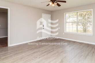 103 Rolling Hills Blvd in Florence, MS - Foto de edificio - Building Photo