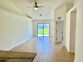 4623 Skyline Blvd in Cape Coral, FL - Building Photo - Building Photo