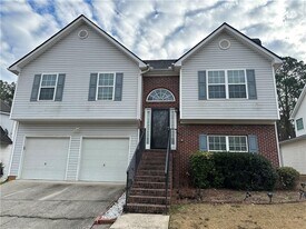 1943 Oakbluff Way SW in Austell, GA - Building Photo