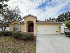 7801 Brisbane Ct in New Port Richey, FL - Building Photo