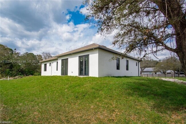 1806 East 15th Street in Lehigh Acres, FL - Building Photo - Building Photo