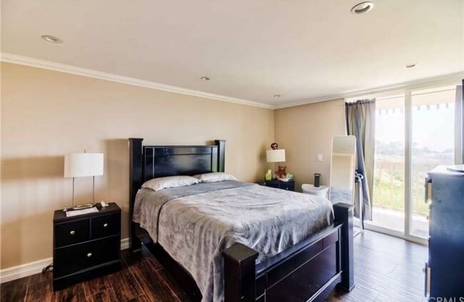 property at 6526 Ocean Crest Dr