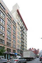 Soho Centre Condominium in New York, NY - Building Photo - Building Photo