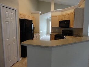 4937 Whistling Pines Ct in Wesley Chapel, FL - Building Photo - Building Photo