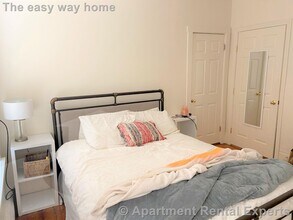 37 Oak St in Somerville, MA - Building Photo - Building Photo