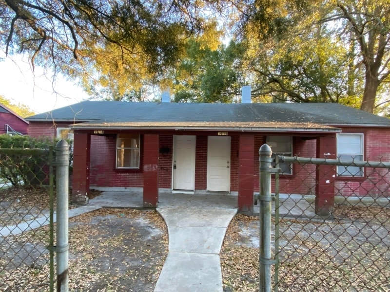 1616 W 11th St in Jacksonville, FL - Building Photo