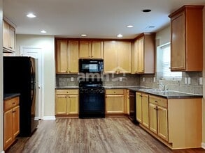 4362 Walforde Blvd in Acworth, GA - Foto de edificio - Building Photo