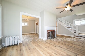 1659 Lincoln Way in White Oak, PA - Building Photo - Building Photo