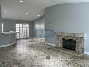 14786 Shadow Dr in Fontana, CA - Building Photo - Building Photo