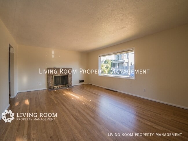 1525 NE 19th Ave in Portland, OR - Building Photo - Building Photo