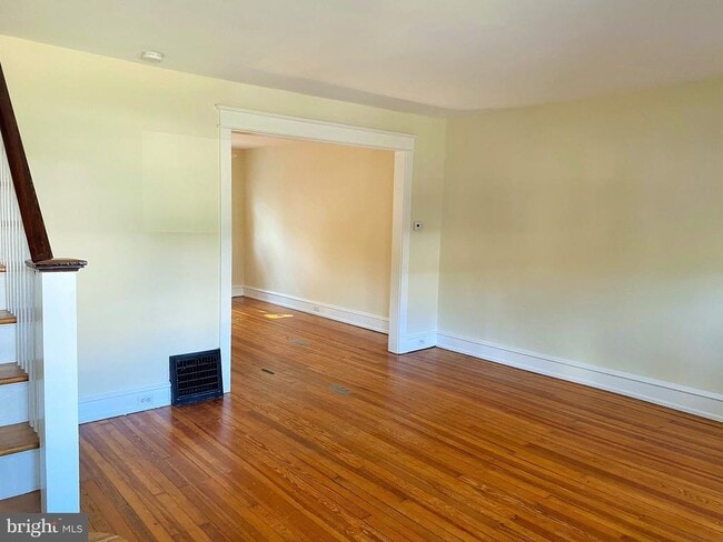 102 Curtis Ave in Collingswood, NJ - Building Photo - Building Photo