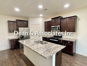 4000 Pk Cv Wy in Chelsea, AL - Building Photo - Building Photo