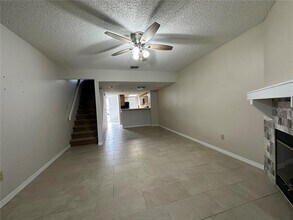 8713 Liberty Pl in Tampa, FL - Building Photo - Building Photo