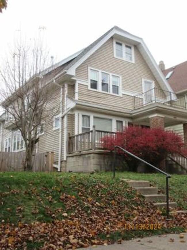 property at 3473 N Bremen St