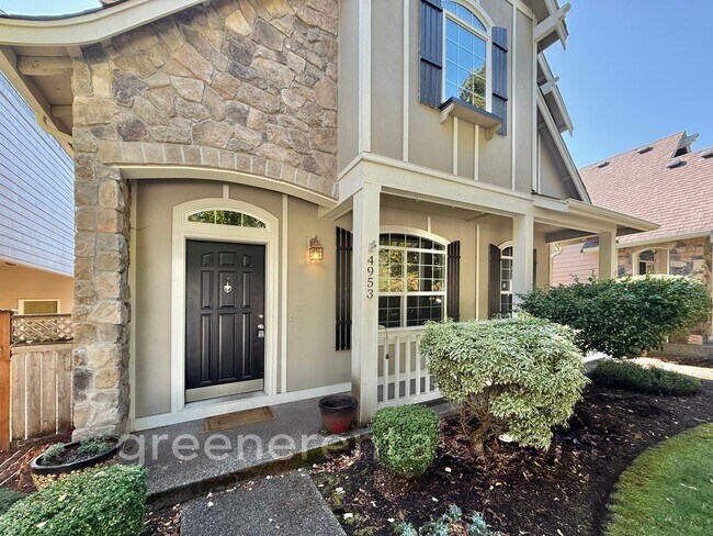 4953 Balustrade Blvd SE in Lacey, WA - Foto de edificio - Building Photo