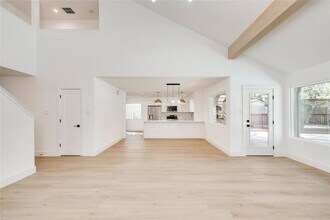 4507 Yellow Rose Trail in Austin, TX - Building Photo - Building Photo