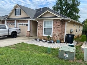 5513 Hampton Woods Way in Tallahassee, FL - Building Photo - Building Photo