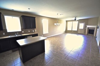 8211 Running Brook Ln in Richmond, TX - Building Photo - Building Photo