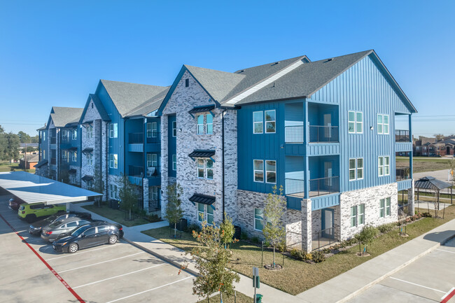 Rudel Crossing Apartments in Tomball, TX - Building Photo - Building Photo